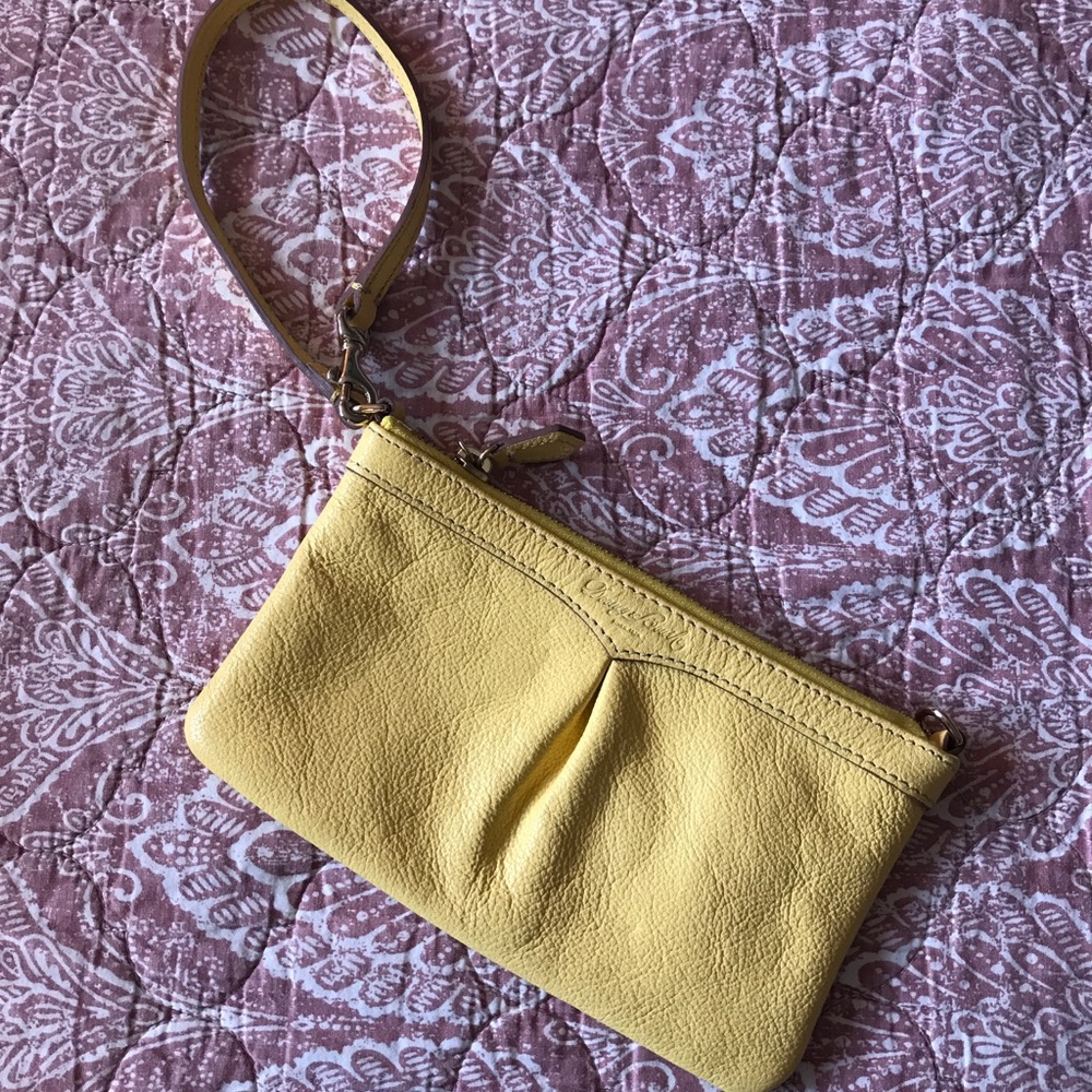 Light Yellow Dooney & Bourke clutch